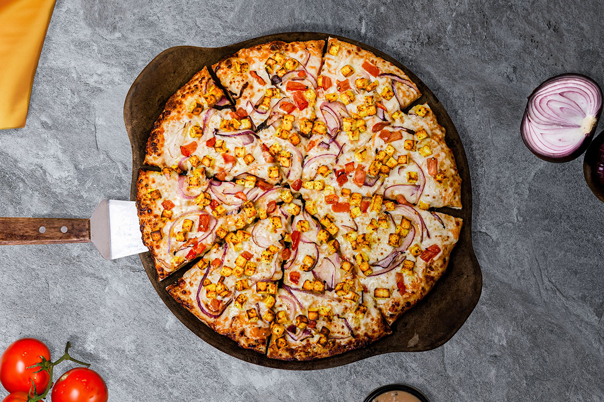 what comes on a supreme pizza